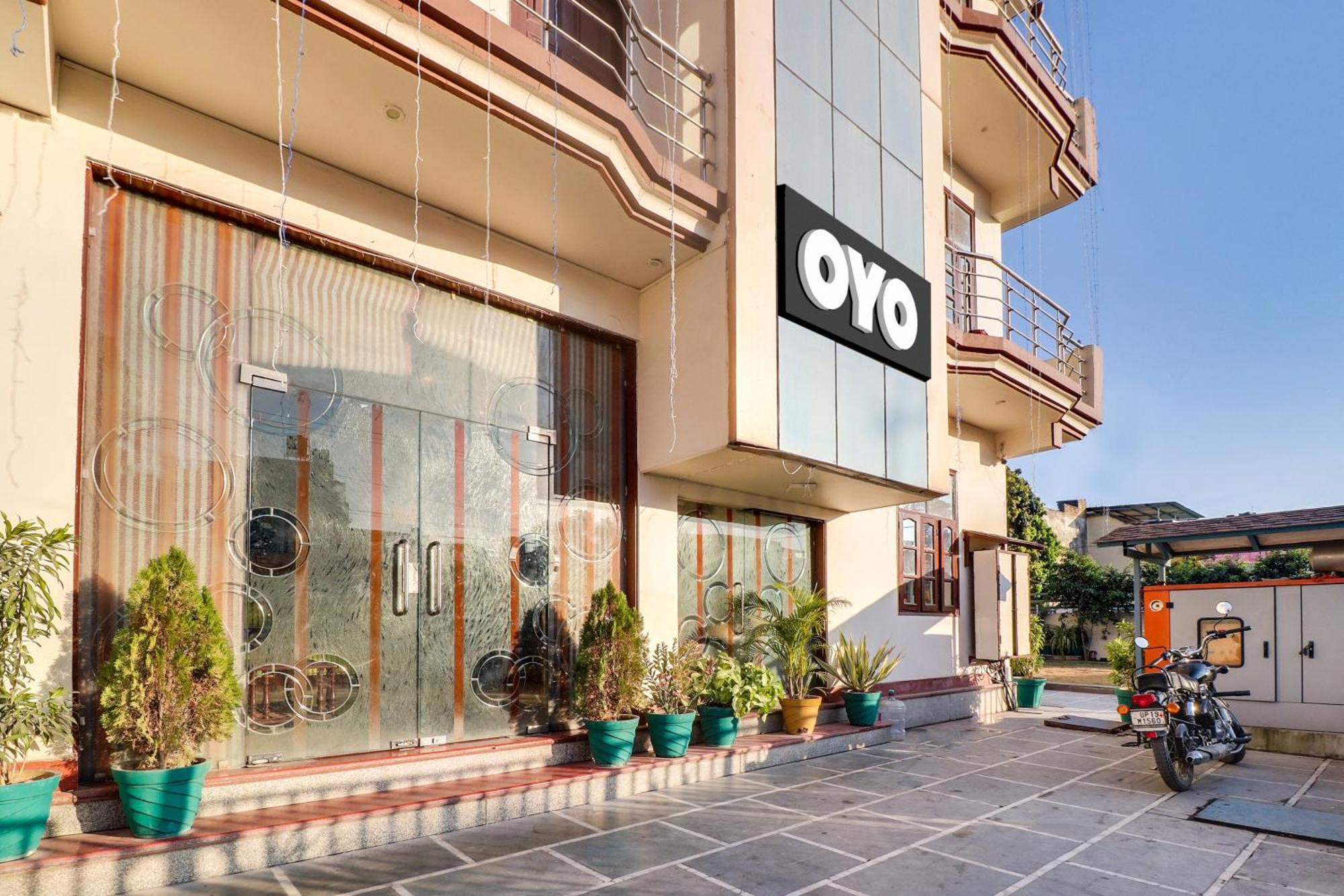 Collection O The Gomti Hotel Dehradun Exterior foto